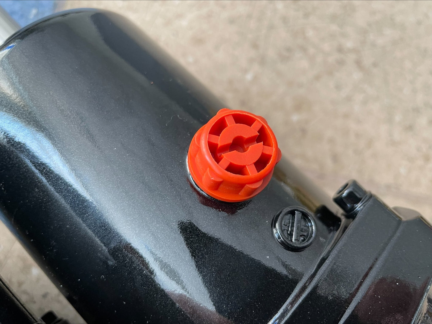 SUZUKI DF60 DF70 DF90 DF100 DF100A DF115 DF115A DF140A Power Trim Assy 48000-90J35-000