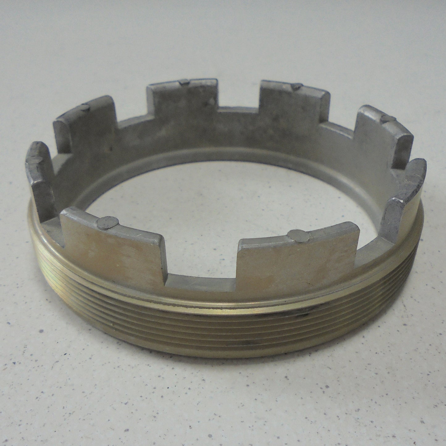 Гайка Oпорная Верхней Части Редуктора Mercruiser Alpha One Gen II, Alpha One # OEM 816811-1, 816811-2