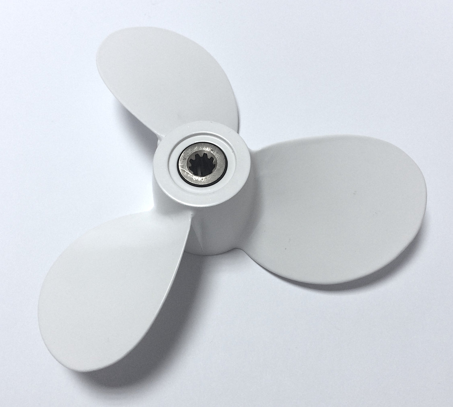 Sraigtas YAMAHA 4–5 AG (Аliumininis) 8"