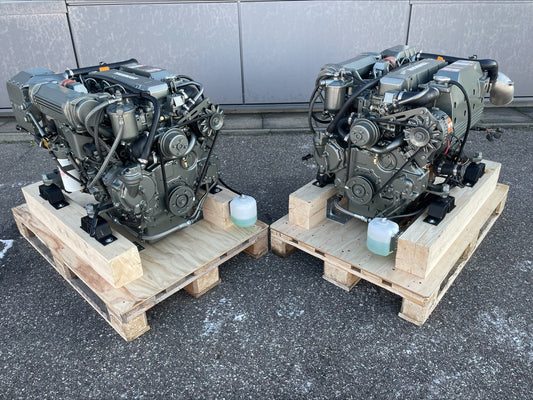 2 x YANMAR 4LH-STE 230AG prie 3.300 aps/min Pora variklių