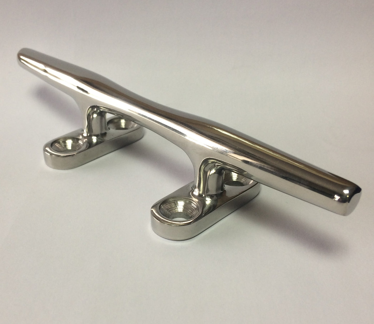 Кнехт швартовый нерж. стали L=250mm H=45mm