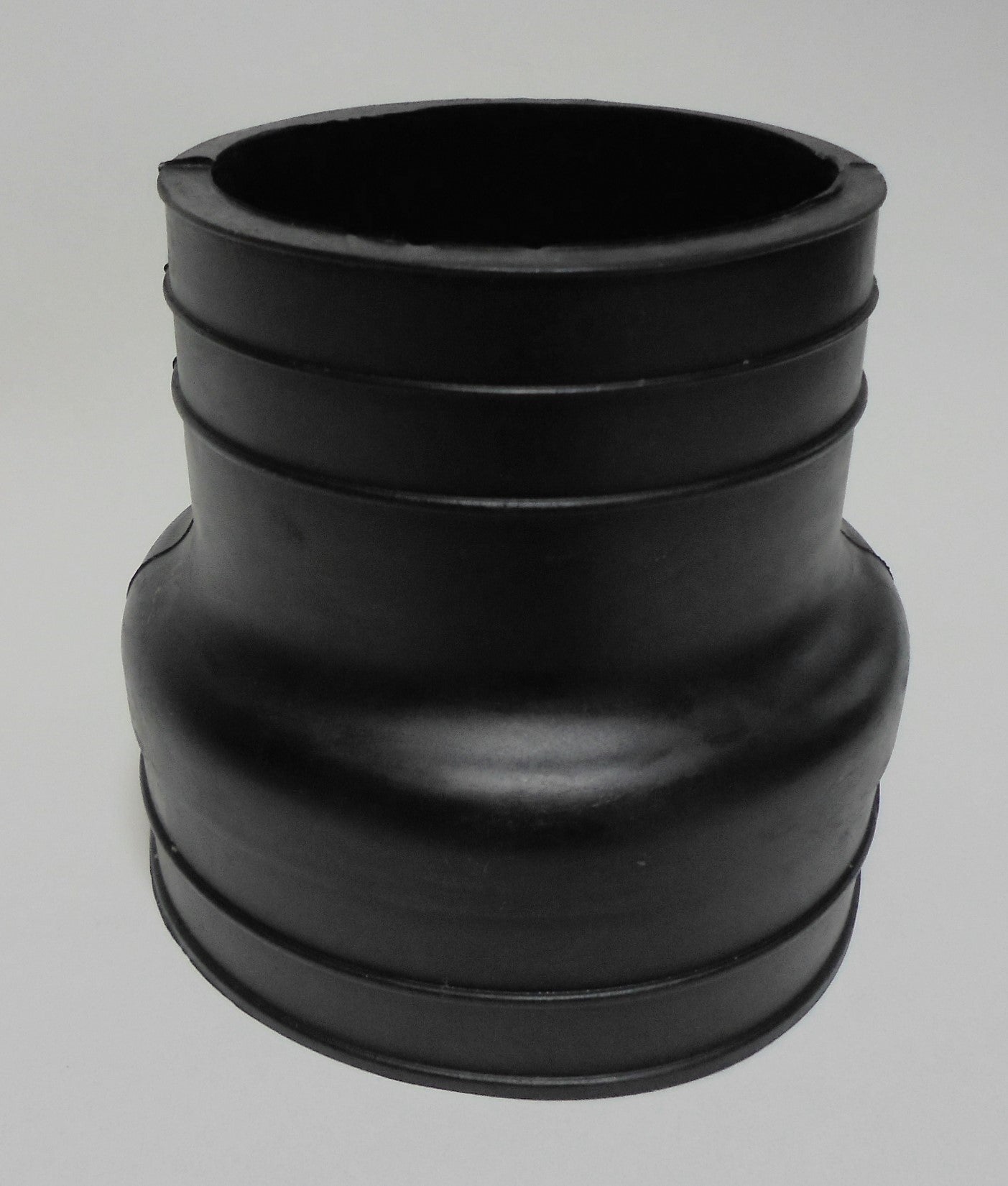 OMC 5.0/5.8/5.7/7.5L Выхлопная труба верхняя 912374