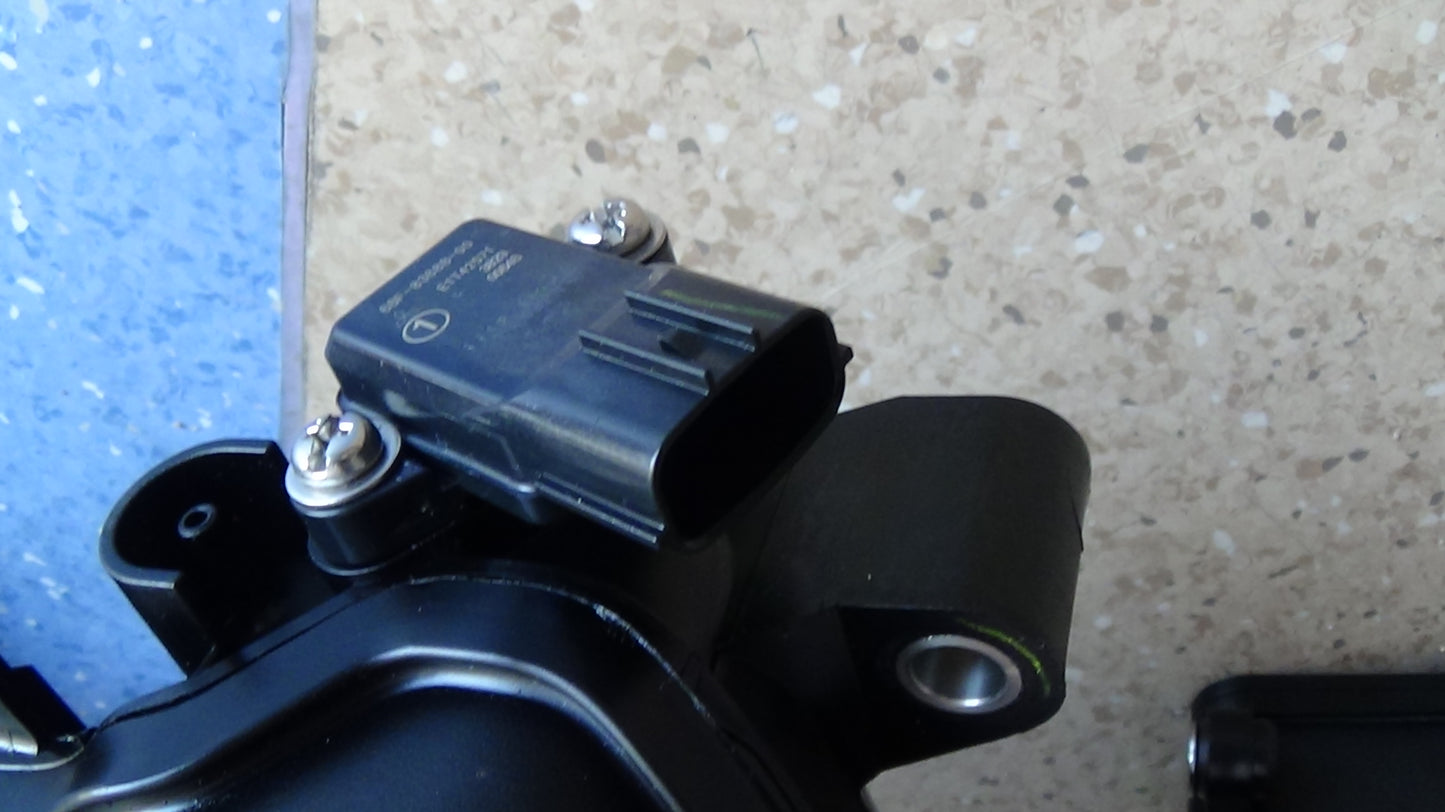 YAMAHA F70EFI ELEKTRONINĖ KURO ĮPURŠKIMO SISTEMA 6CJ-14200-01-00