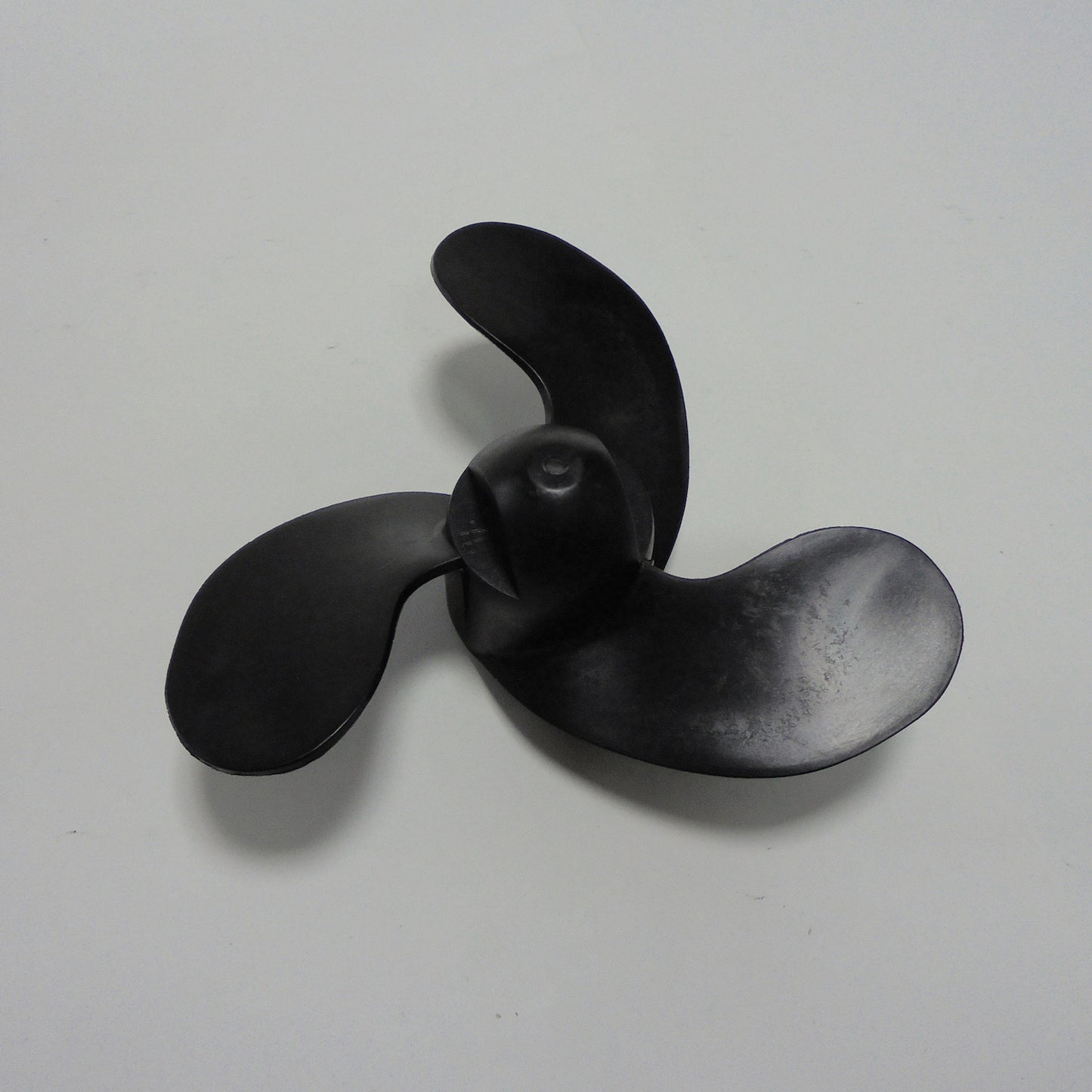 Sraigtas MERCURY 2.5–3.5 AG (Plastikinis) 6" 0001-073-06P
