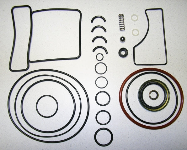 Riebokšlių ir sandariklių komplektas viršutinė dalis Mercruiser Bravo 26-16709A2