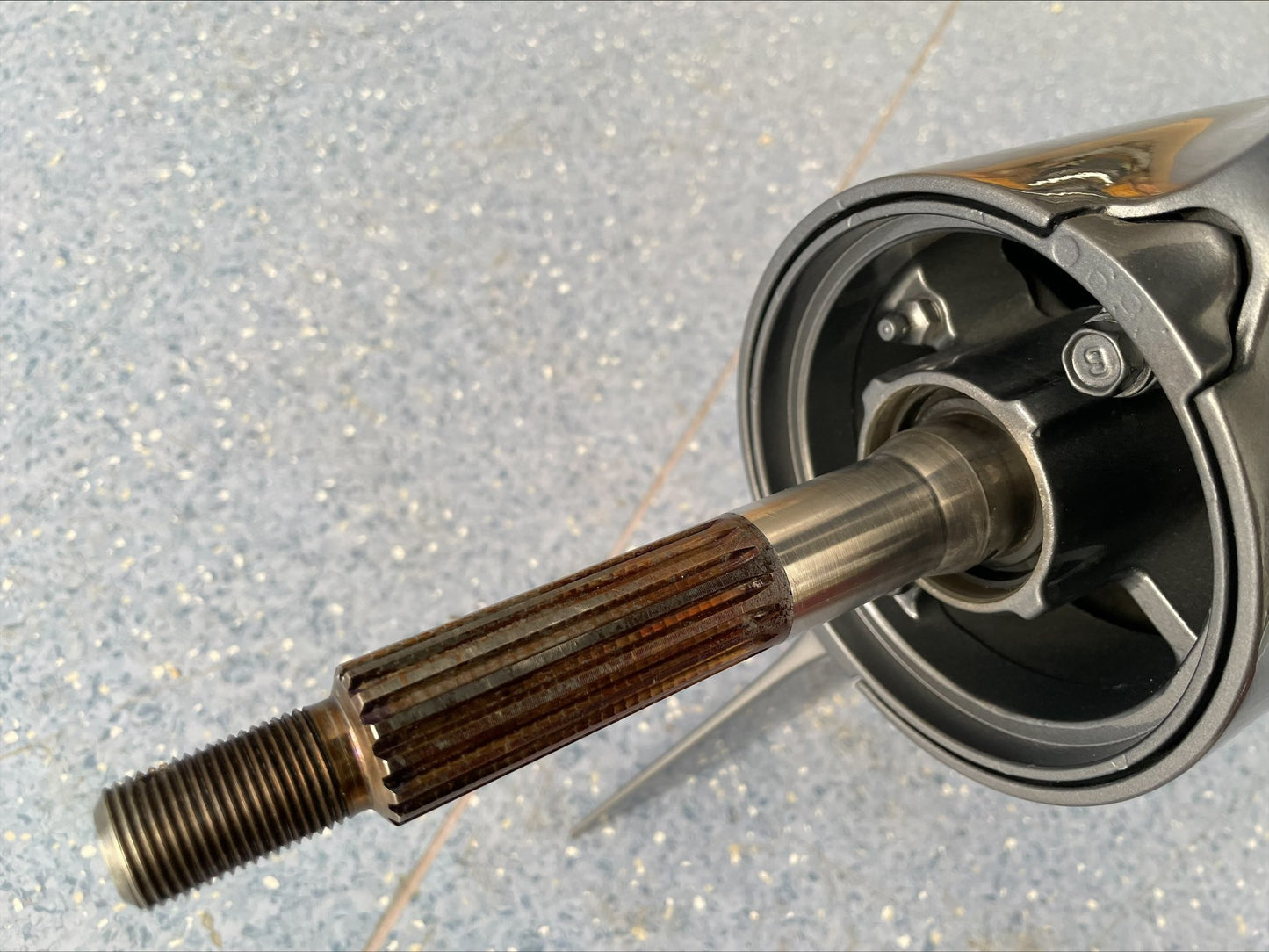 YAMAHA F225 F200 Reduktorius 69J-45300-23-8D