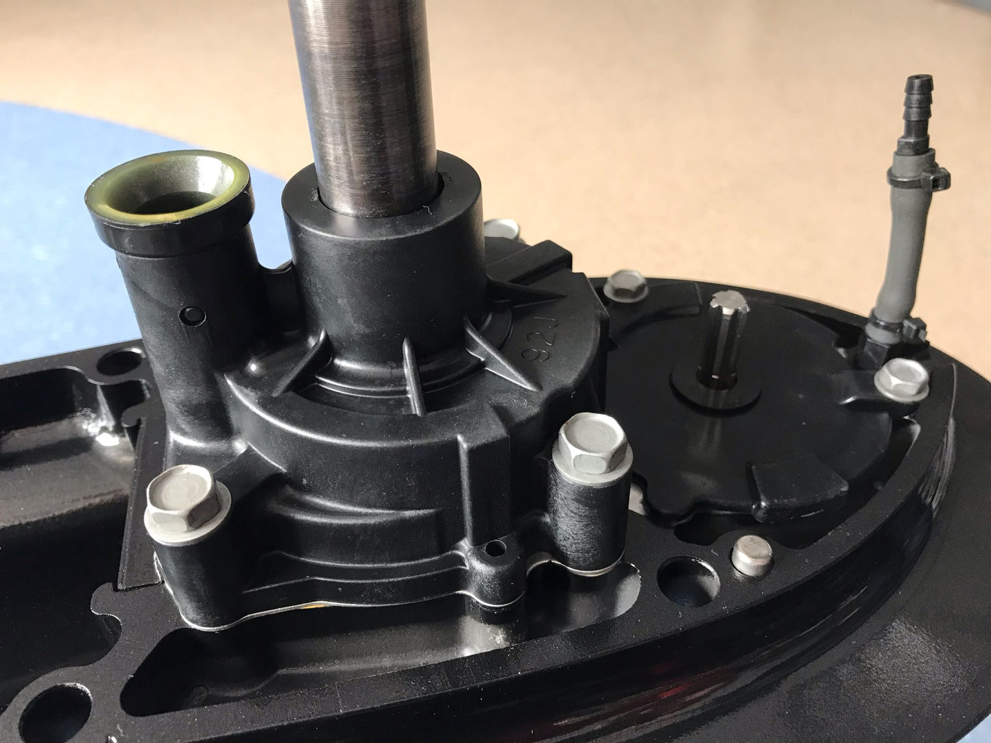SUZUKI DF140A DF115A DF100A Reduktorius  550020-92847-0EP