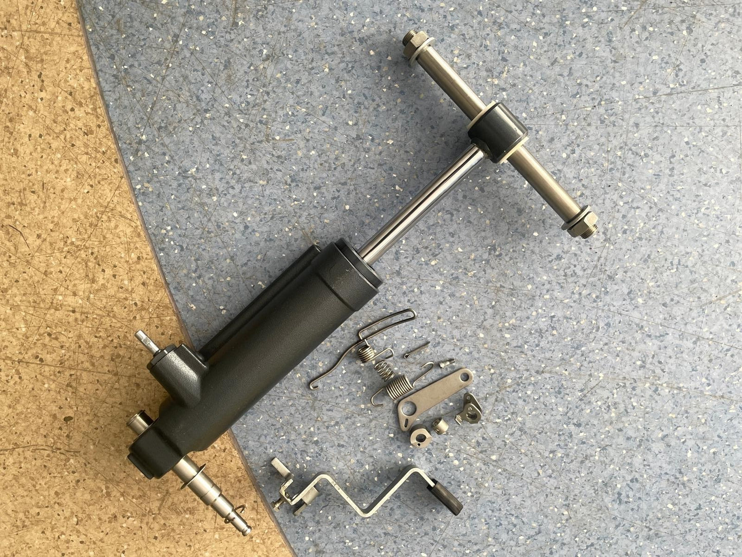 YANMAR D36 (D27) Shock Absorber 196640-07110-1