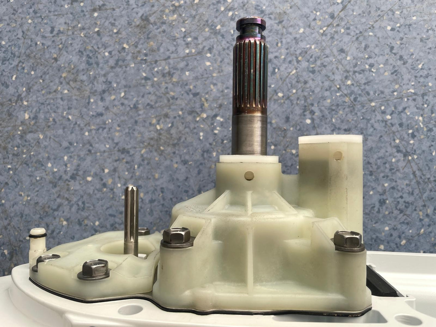 YAMAHA F300 F250 F225 Reduktorius 6KB-45300-00
