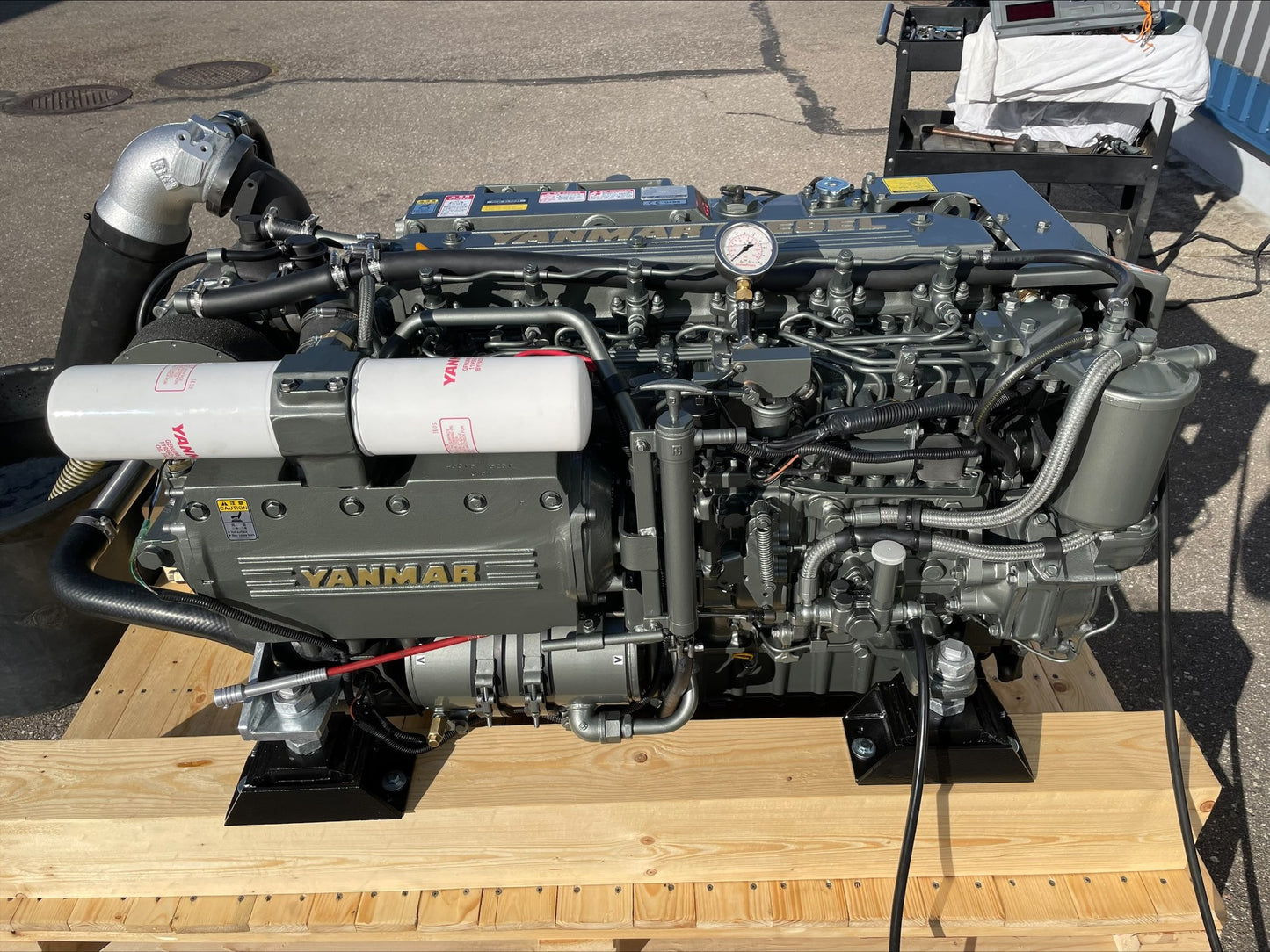 YANMAR 6LY2A-STP 440ЛС при 3300 Об/мин 