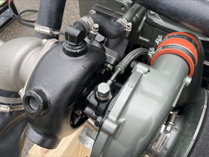 2 x YANMAR 4LH-STE 230ЛС при 3300 об./мин Пара двигателей