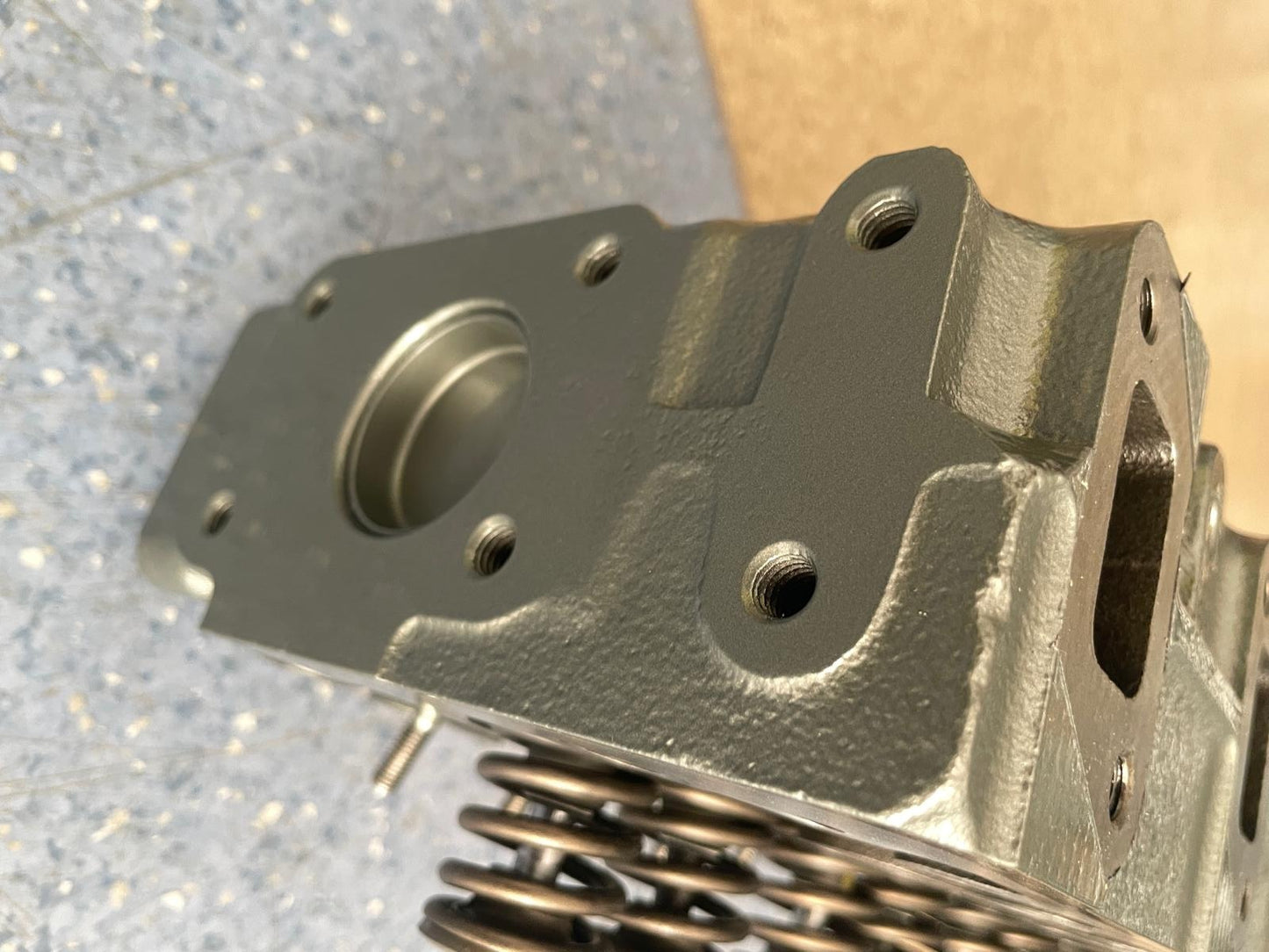 YANMAR 4JH3 Cilindrų Galvutė 729693-11700