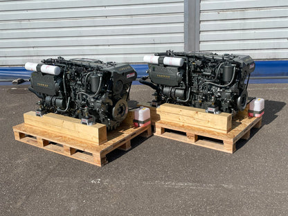 2 x YANMAR 6LY2A-STP 440AG prie 3.300 aps/min Pora variklių