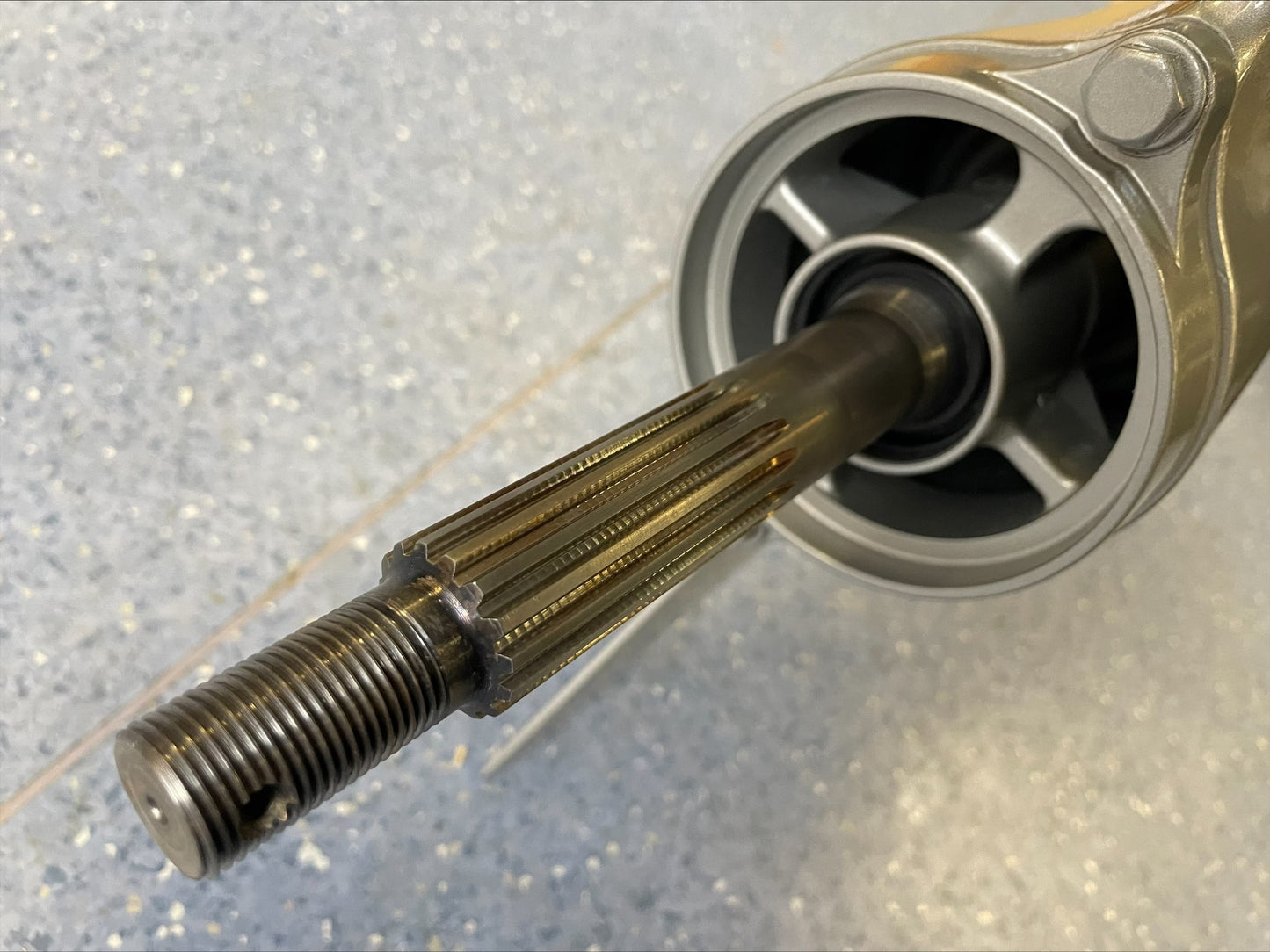 HONDA BF75 BF90 BF100 Reduktorius 41100-ZW1-B10ZA